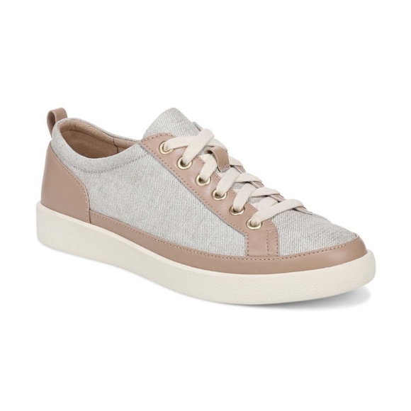 Vionic Winny Sneaker - Color: Natural Canvas - Picture 6 of 7